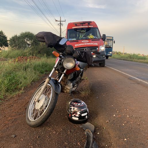 VÍDEO: Colisão traseira deixa motociclista ferido na SC-163