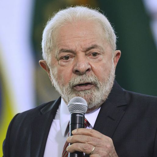 Lula sanciona lei da igualdade salarial para homens e mulheres
