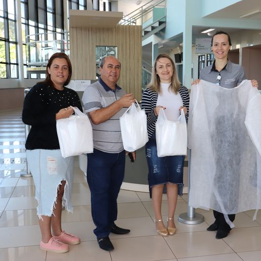 Hospital Regional de São Miguel do Oeste recebe doações para auxílio no combate ao Coronavírus