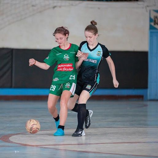 Futsal JONI GOOL realiza primeiro jogo feminino de sua história