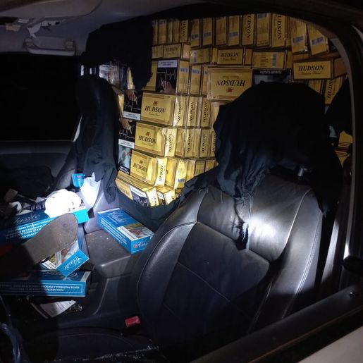Polícia apreende carga de cigarros contrabandeados em Anchieta