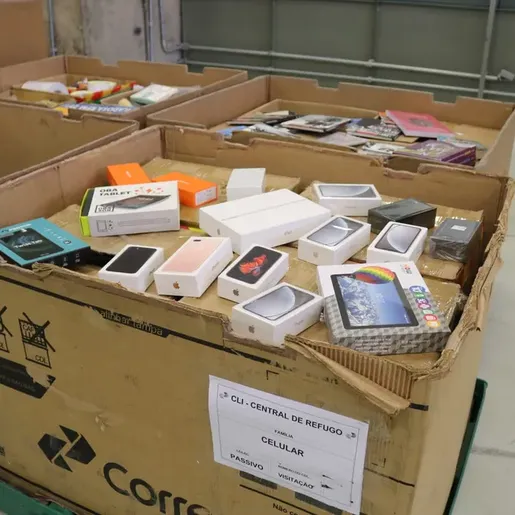 Correios de São Paulo vão leiloar 41 mil itens não entregues