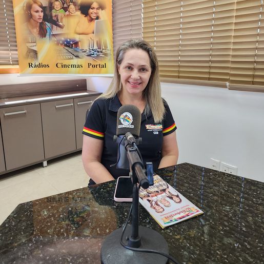 Oktoberfest define atrações culturais com desfile e show de abertura