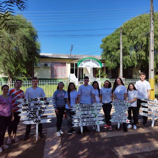 Meio Ambiente é tema de projeto desenvolvido por alunos da Escola Antenor Nascentes