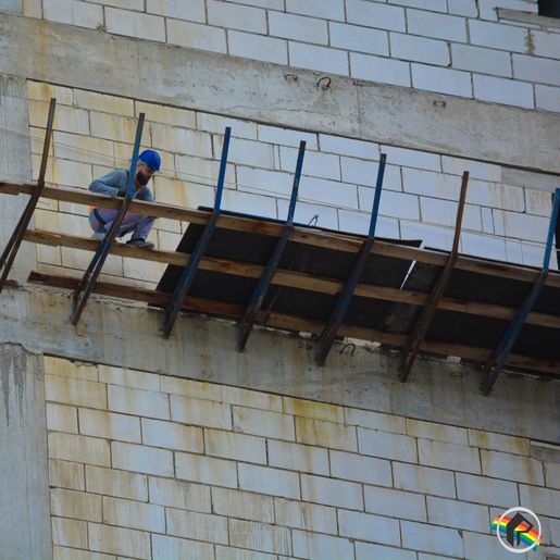 Confiança da construção recua 3,9 pontos em janeiro e atinge menor nível desde junho