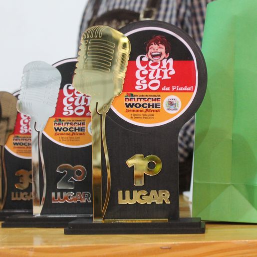 Noite do Humor reúne grande público no 6º dia da 15ª Deutsche Woche