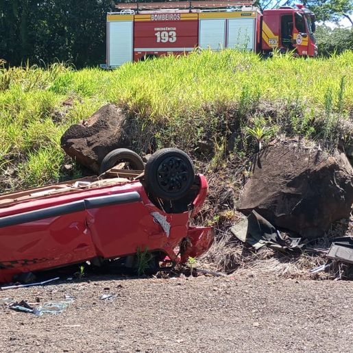 Grave acidente deixa quatro feridos na BR-282, em Nova Itaberaba