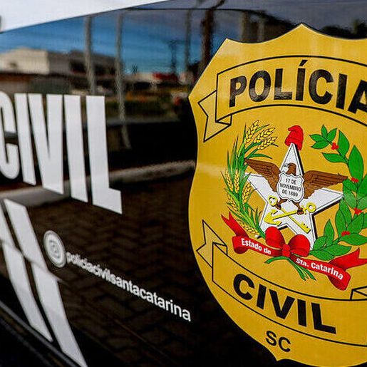 Mulher é morta a tiros e suspeitos são identificados em Palmitos