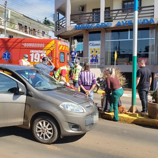 Mulher é atropelada ao atravessar Avenida no centro de Iporã do Oeste