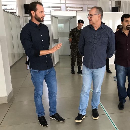 Prefeito defende abertura imediata do Centro de Atendimento Sintomático Respiratório