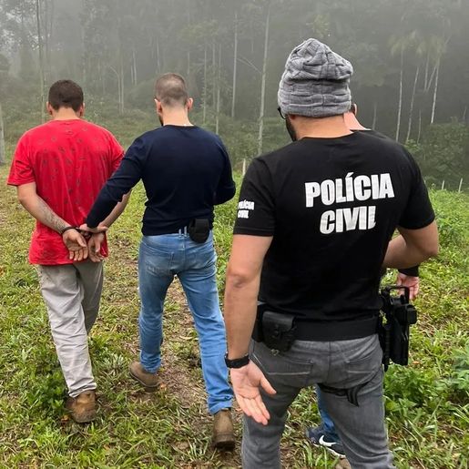 Investigado por espancar idoso até a morte na frente do filho é preso em SC