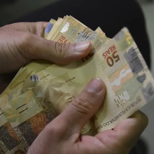 Caixa libera abono do PIS/Pasep para nascidos em julho e agosto