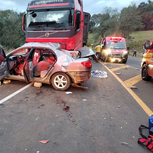 Grave acidente em Quilombo tira a vida de mulher grávida na SC-157