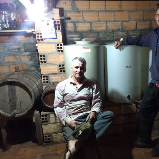 Família produz cachaça há 20 anos no município