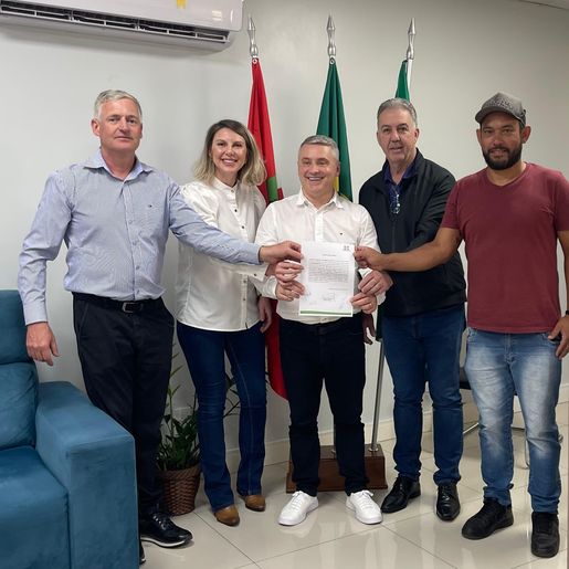 Zanardi assina ordens de serviço para obras em São Miguel do Oeste