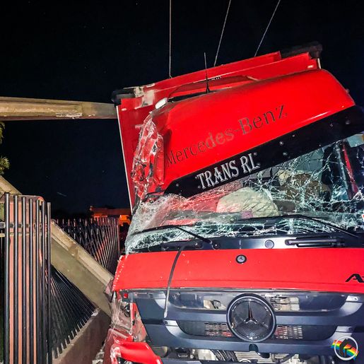 Acidente na Willy Barth deixou mais de 30 mil famílias sem energia na região