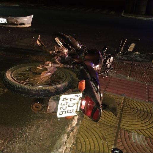 Colisão frontal deixa motociclista ferido em São José do Cedro