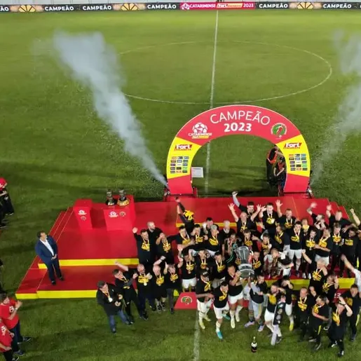 Criciúma vence o Brusque e conquista título do Catarinense 2023