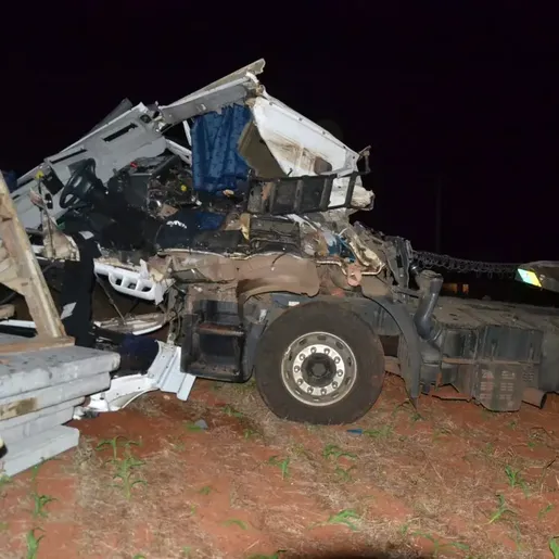 Chapecoense morre em colisão frontal de caminhões no RS; Imagens