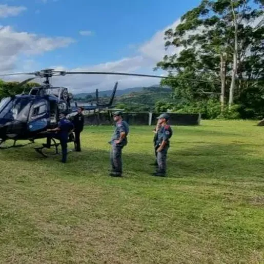 Aluno de 15 anos esfaqueia professor após ser reprovado em SC