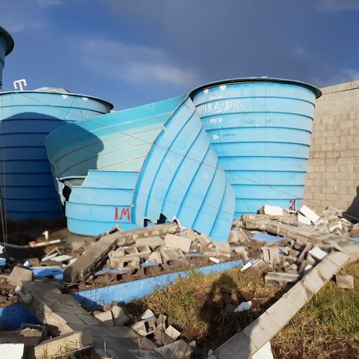 Ventos fortes causam estragos em reservação de água em SJCedro