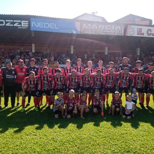 Cometa faz 5 a 0 em casa e chega a terceira vitória seguida no Regional 2026