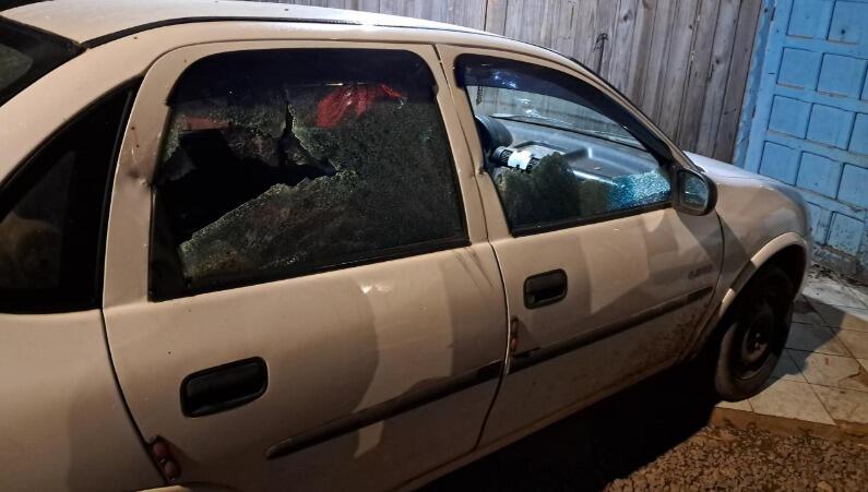 Homem ameaça morador e danifica veículo com facão em Campo Erê