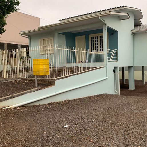 VÍDEO: Trabalhador cai de escada e sofre ferimentos em SMOeste