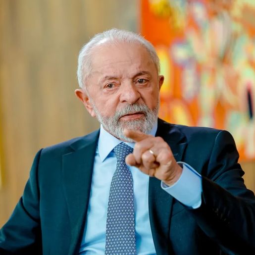 Em reunião, Lula defende estratégia com empresários na negociação com EUA