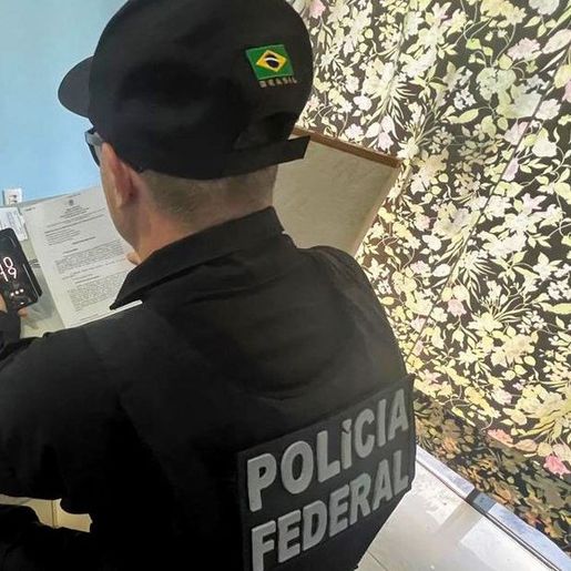 PF e FBI prendem suspeito por pornografia infantil em São Miguel do Oeste