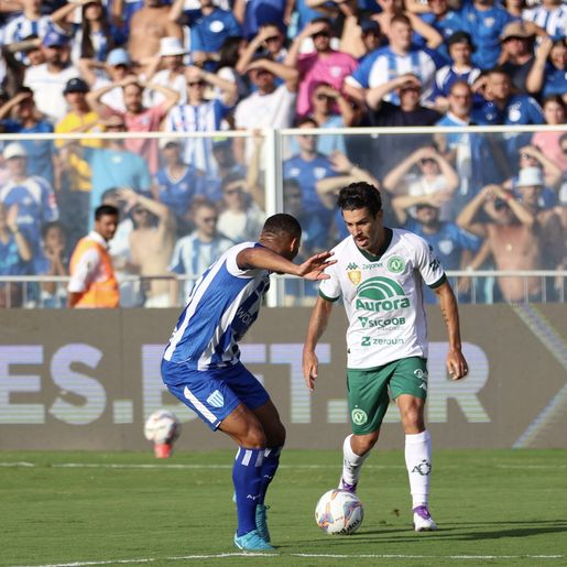 Em jogo polêmico, Avaí empata com a Chapecoense e conquista o Catarinense 2025