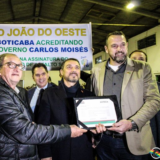 São João do Oeste recebe mais de cinco milhões de reais do governo estadual