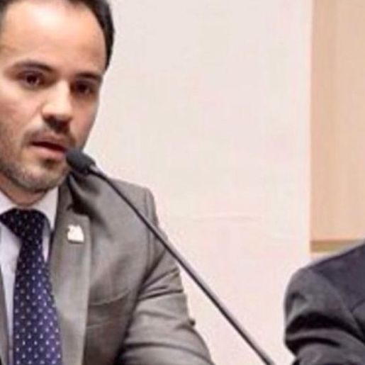 Tribunal derruba liminar e autoriza nomeação de Filipe Mello na Casa Civil