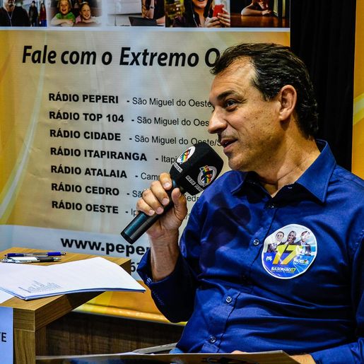 Moisés e mais 19 governadores assinam manifesto em defesa da democracia