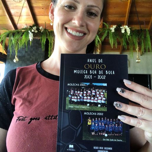 Livro "Anos de Ouro - Moleca Boa de Bola" será lançado em Tunápolis