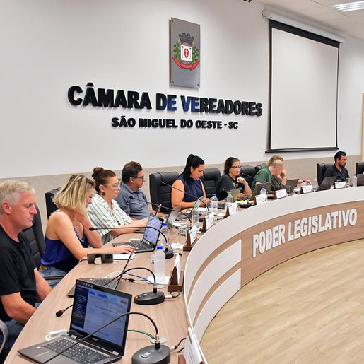 Vereadores pedem construção de centro de convivência para idosos no Bairro Santa Rita