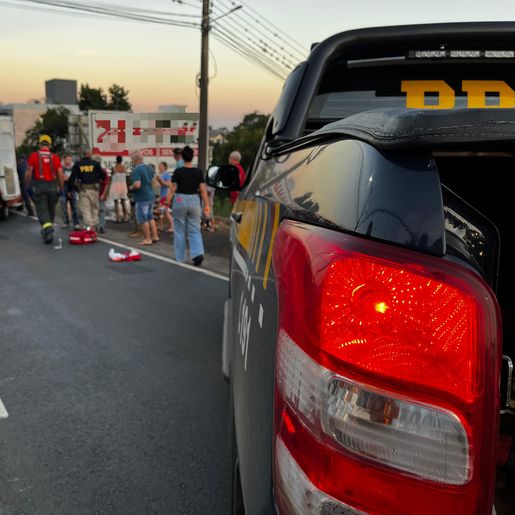 Atropelamento deixa homem gravemente ferido na Willy Barth, em SMOeste