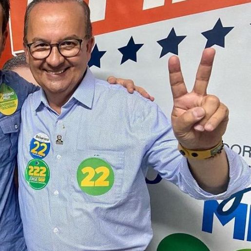 Filipe Mello diz que não precisa de emprego e desiste da Casa Civil em SC