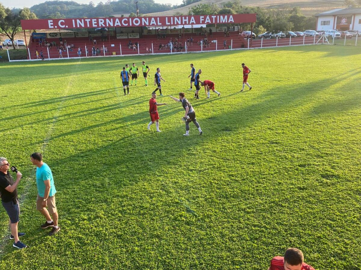 Grêmio da Canela Gaúcha bate Internacional por 3 a 1 na Linha Fátima em São Miguel do Oeste