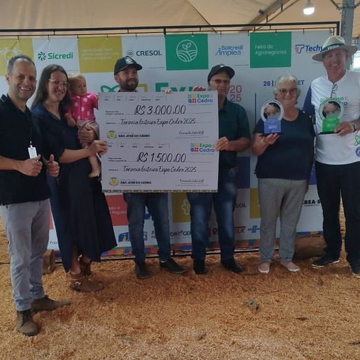 Torneio Leiteiro da ExpoCedro 2025 celebra a qualidade e a dedicação da pecuária regional