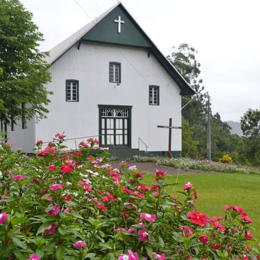 Comunidade organiza festividade alusiva aos 95 anos da primeira missa