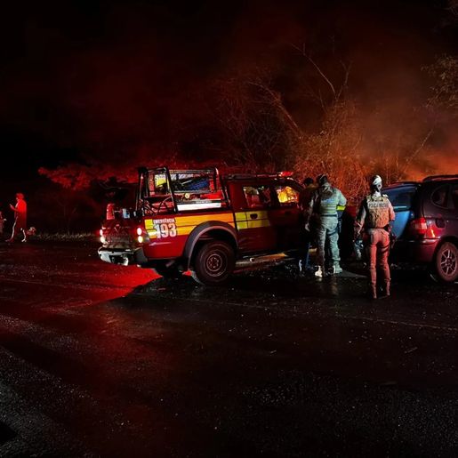 Identificada mulher que morreu carbonizada em sequestro e colisão na BR-282