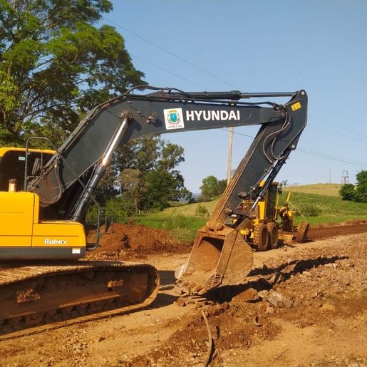 Secretaria de Obras segue ações de melhorias no interior de Barra Bonita