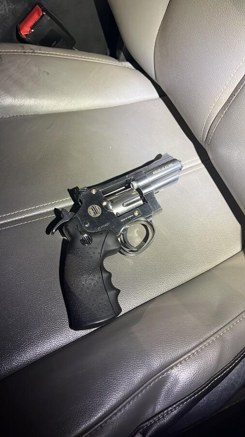 Motorista foge da PM pela BR-282 e veículo é encontrado abandonado em Saudades