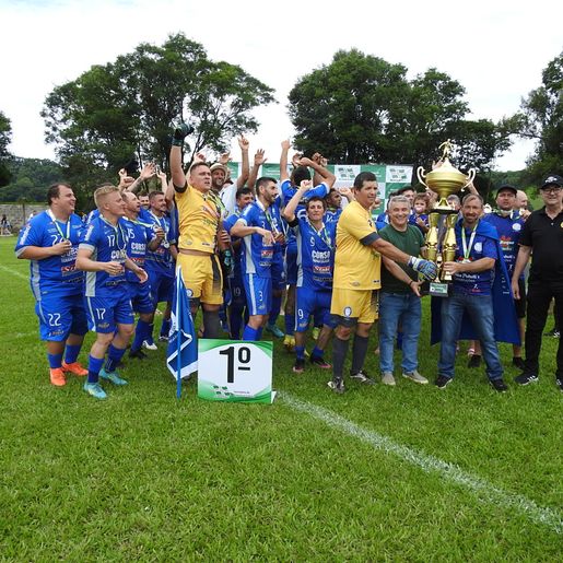 E.C. Cruzeiro da Linha Waldemar vence o Campeonato Comunitário