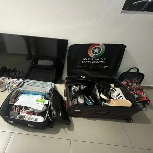 Homem foge para a Argentina e abandona objetos suspeitos de furto em Dionísio Cerqueira