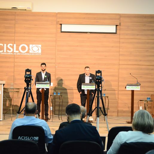 Acislo realiza debate político entre candidatos ao executivo municipal