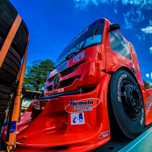 No Uruguai, Taio Agostini conquista 3ª etapa da Fórmula Truck