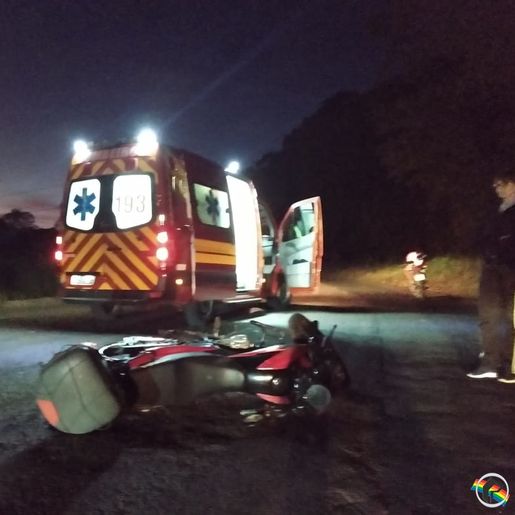 Acidente entre motos deixa dois feridos na SC 163, em Itapiranga