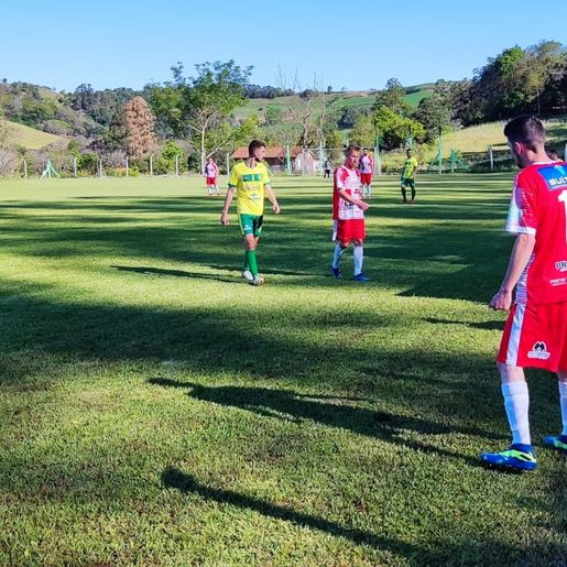 Corintians e São Domingos estão na semifinal do municipal em Cedro